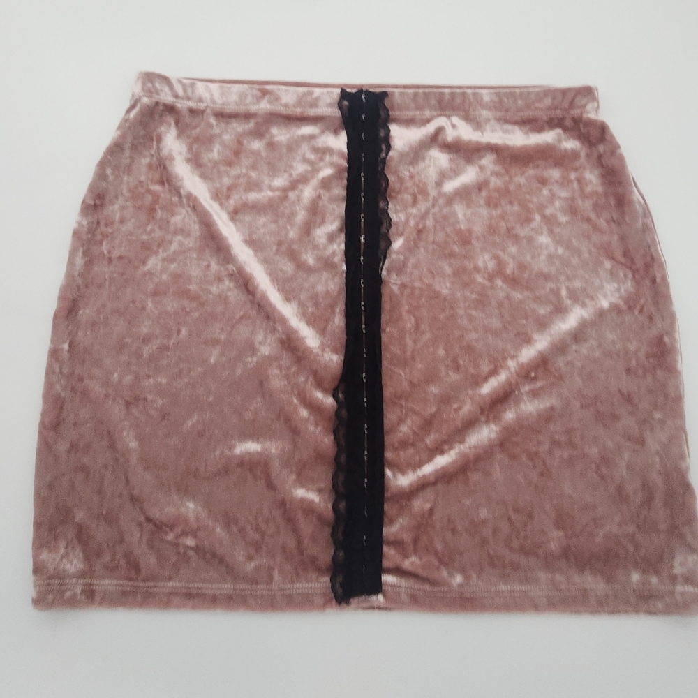 Missguided Blush Velvet Skirt with Black Lace Accent
